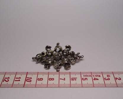 Srebrna broszka ciekawy wzór sygn. B.A.S (Blachian Antik Schmuck)