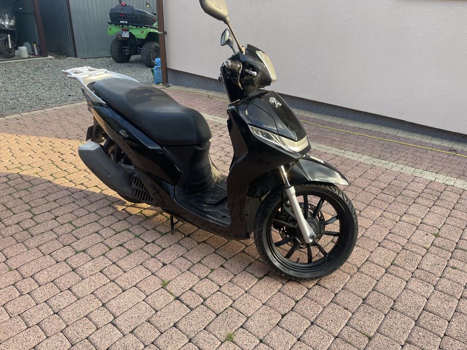 Pegueot belvillie 125 rocznik 2018 stan igla maly przebieg polecam