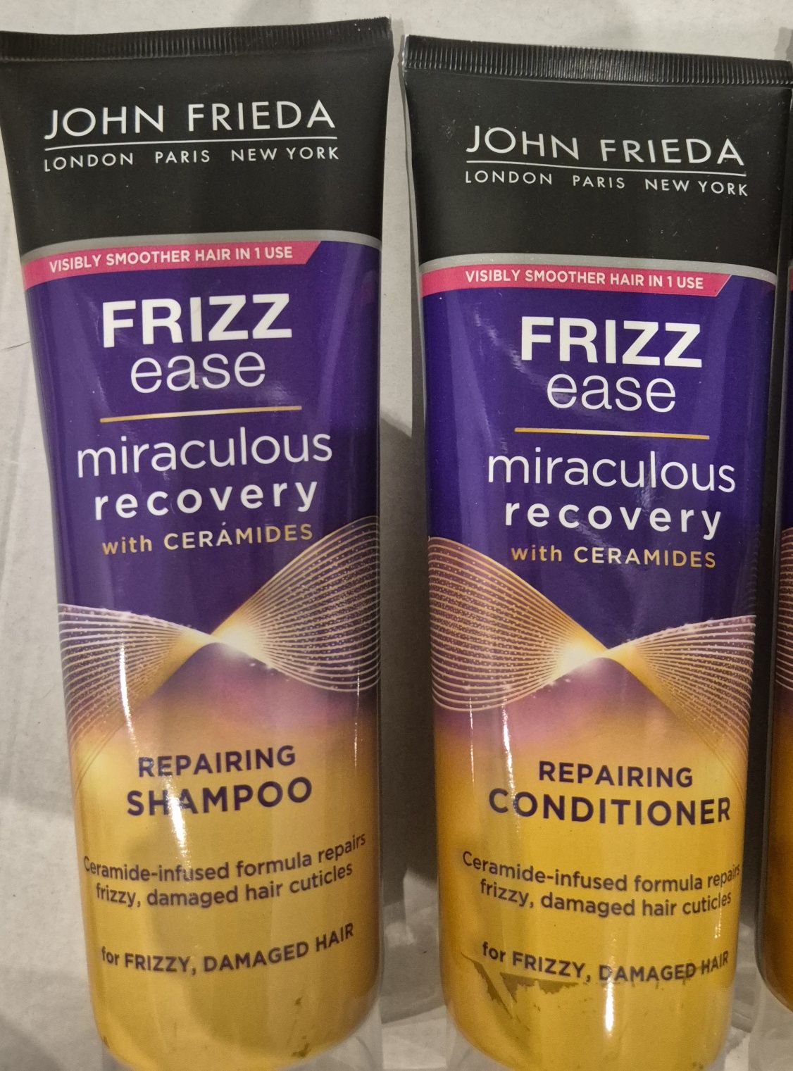 Szampon + odżywka do włosów z ceramidami John Frieda