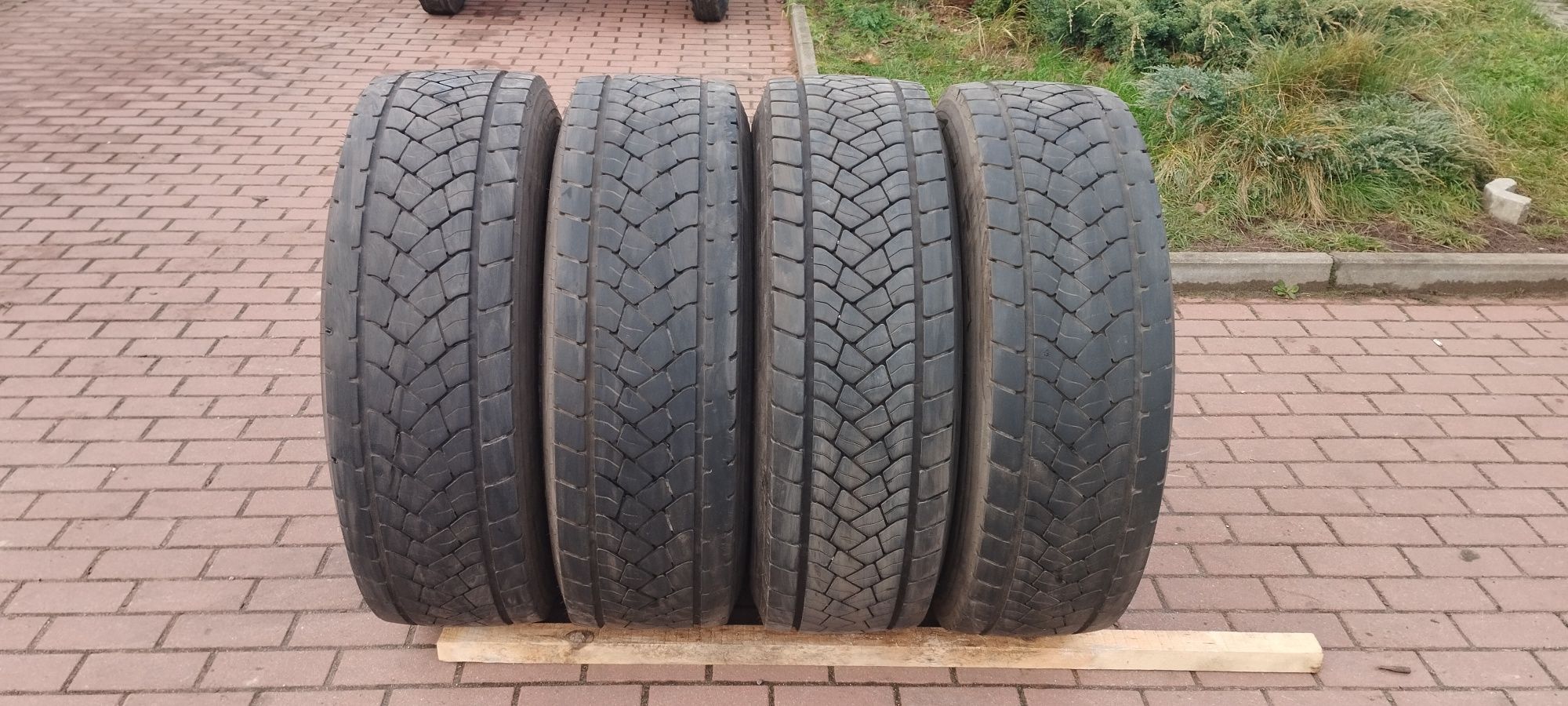 Dunlop 305/70R19.5, 2022r, 10mm, bezNapraw, 305/70/19.5, Wysyłka