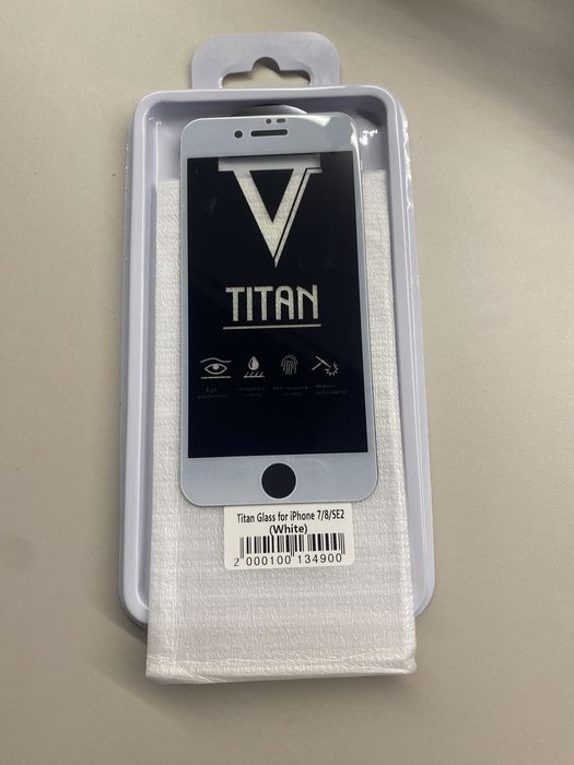 нове захисне скло на айфон 7, не використовувала!