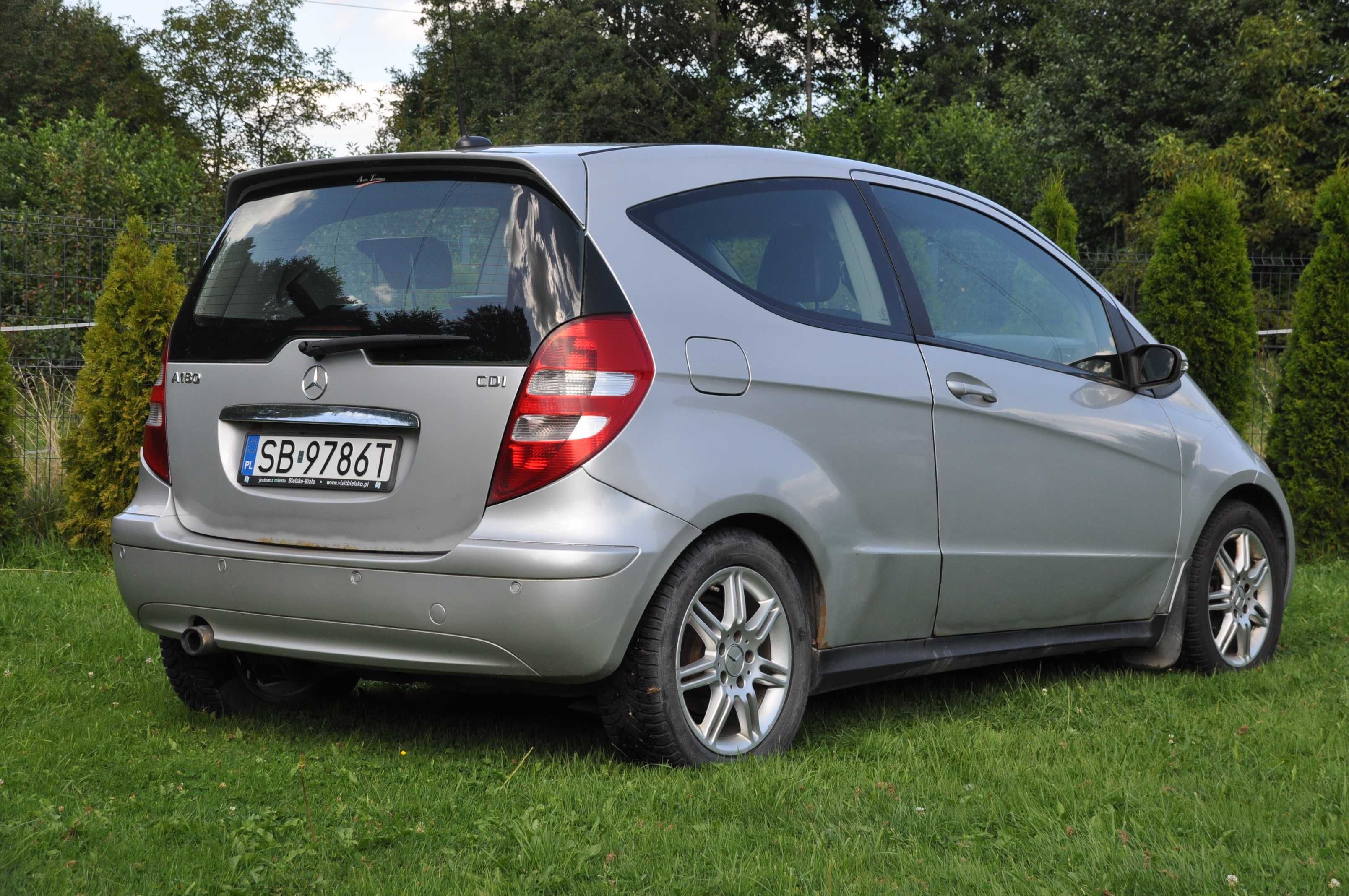 Mercedes A180 CDI - BARDZO NISKI PRZEBIEG - super wyposażony - OKAZJA