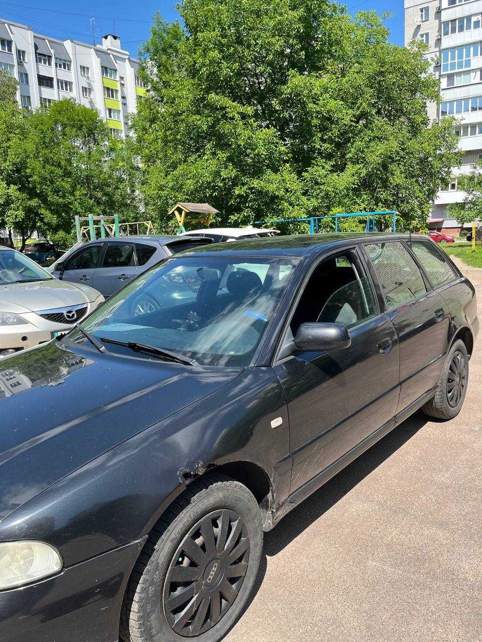 Автомобіль Audi A4(b5) 2000