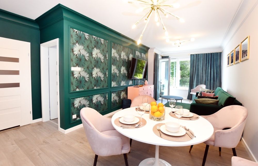Nadmorskie Tarasy SPA- Apartamenty z basenem-Port Kołobrzeg /JESIEŃ