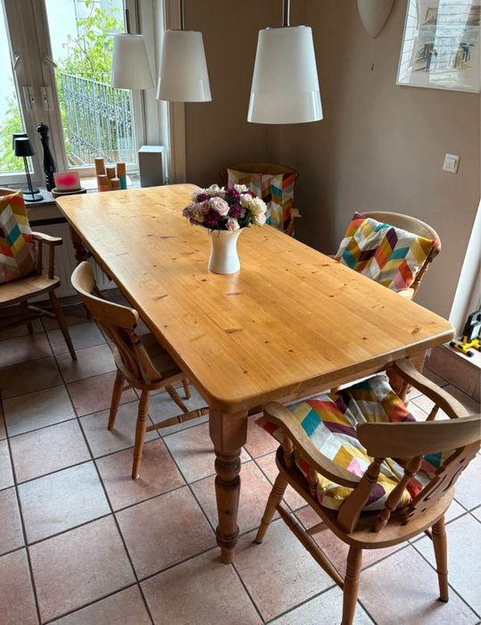 Drewniany Stół z 6 krzesłami