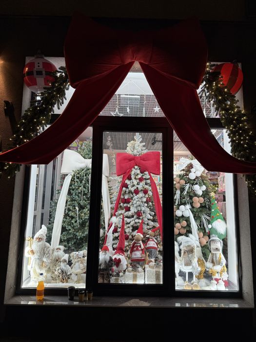 Литі ялинки Магазин Брошнів / штучні ялинки від виробника опт дроп