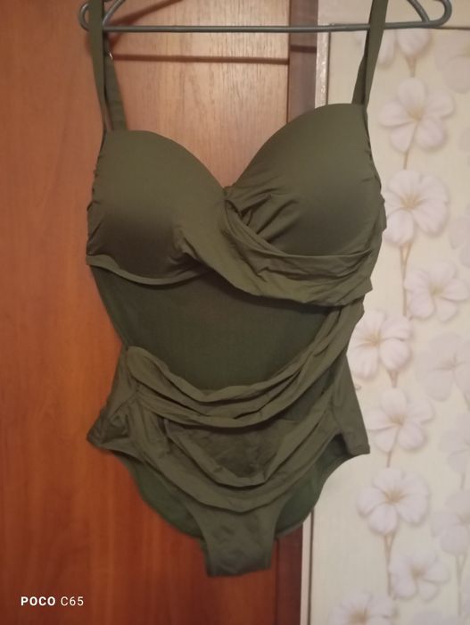 Купальник розмір  50, 52, 54