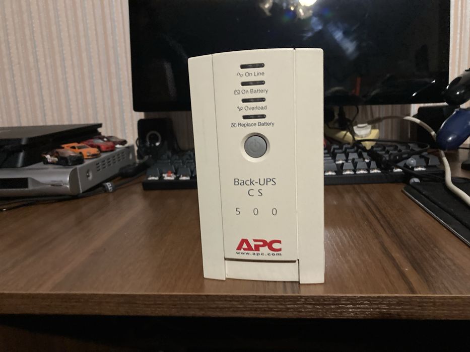 APC Back-UPS CS 500 (UPS)