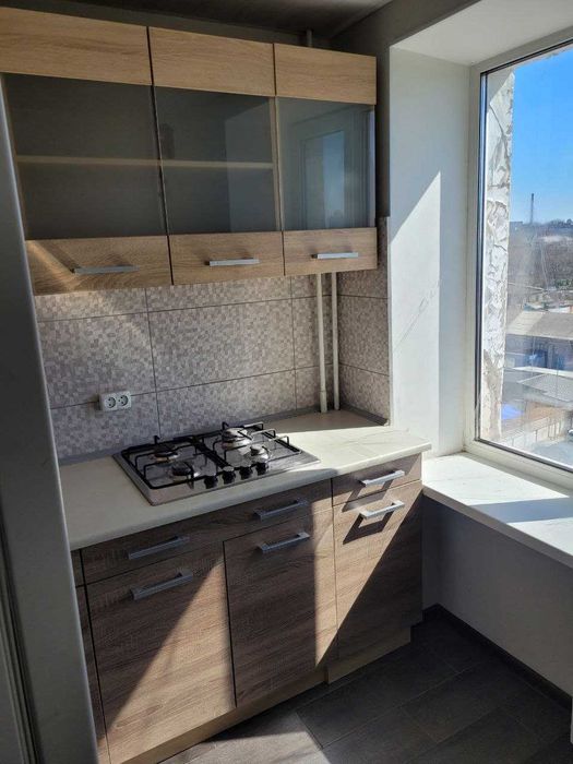 2-к, Малий ринок, від власника, дім цегляний, з ремонтом, меблями