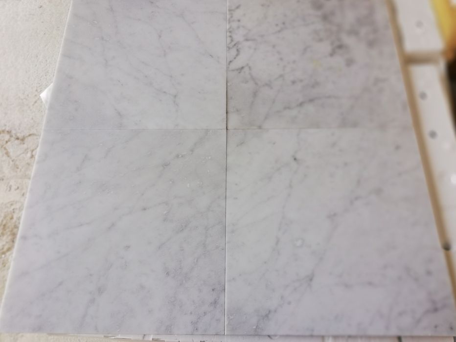 Płytki marmurowe Bianco di Carrara 40x40x1.3