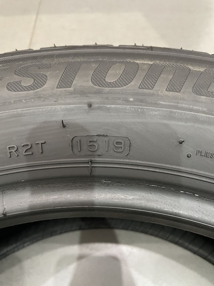 225/55 R17 Bridgestone Turanza T001