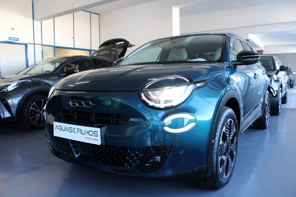 Fiat 600 1.2 Hybrid La Prima