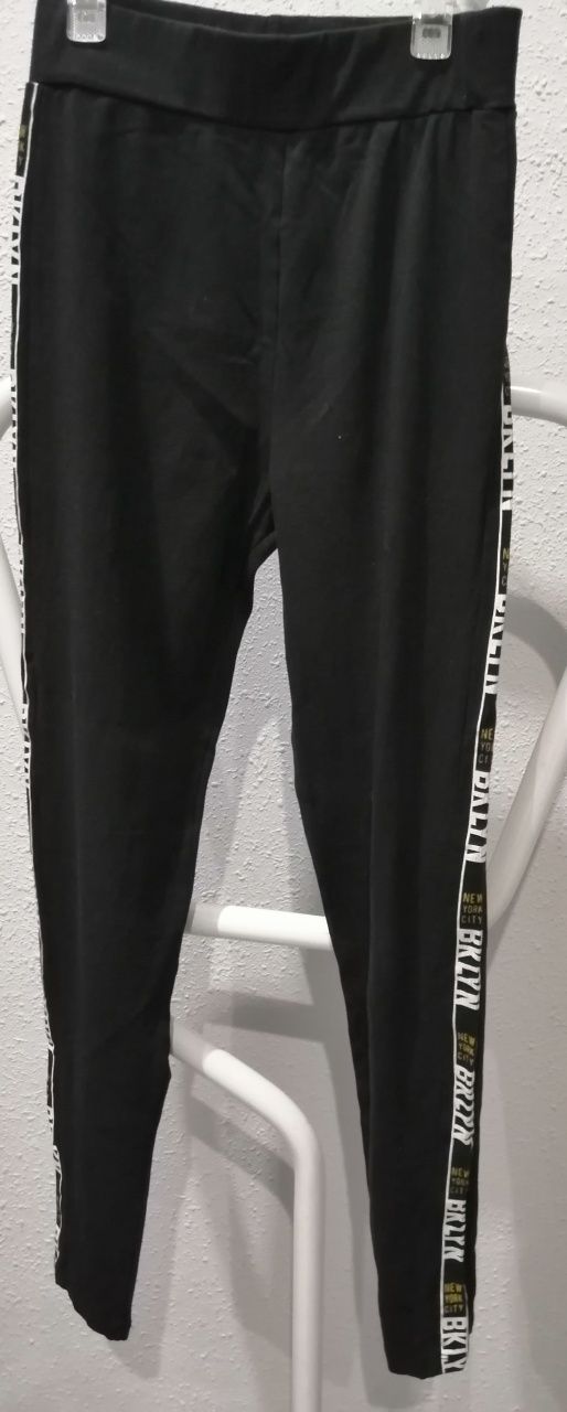 2 sztuki  Legginsy bawełna New York City i NASA roz. XS/S 158