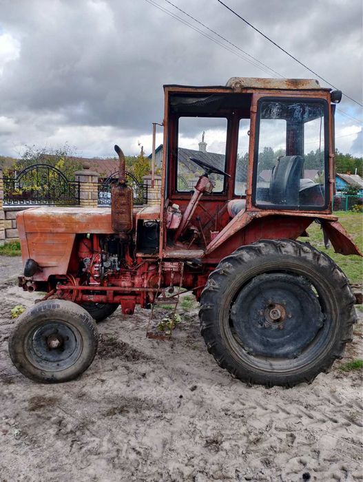 Продам трактор  Т-25