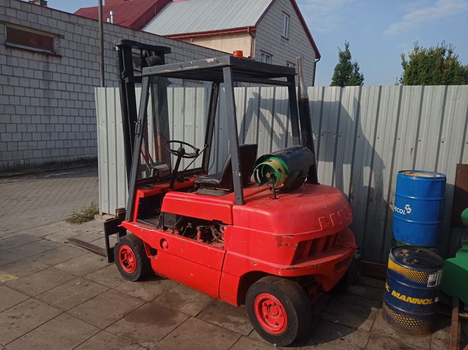Wózek widłowy LINDE H30T