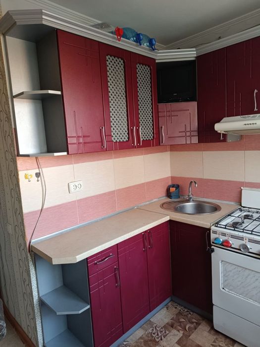 Здам 2х-кімнатну квартиру в районі М'ясокомбінату