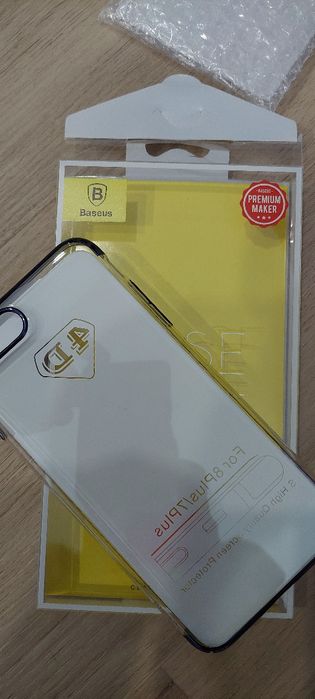 Capa iPhone 8Plus + Película Branca das Boas NOVAS