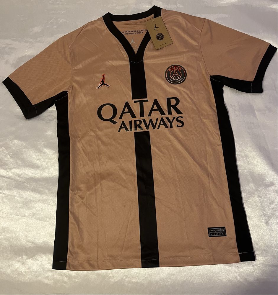 Camisola PSG, rosa e preta