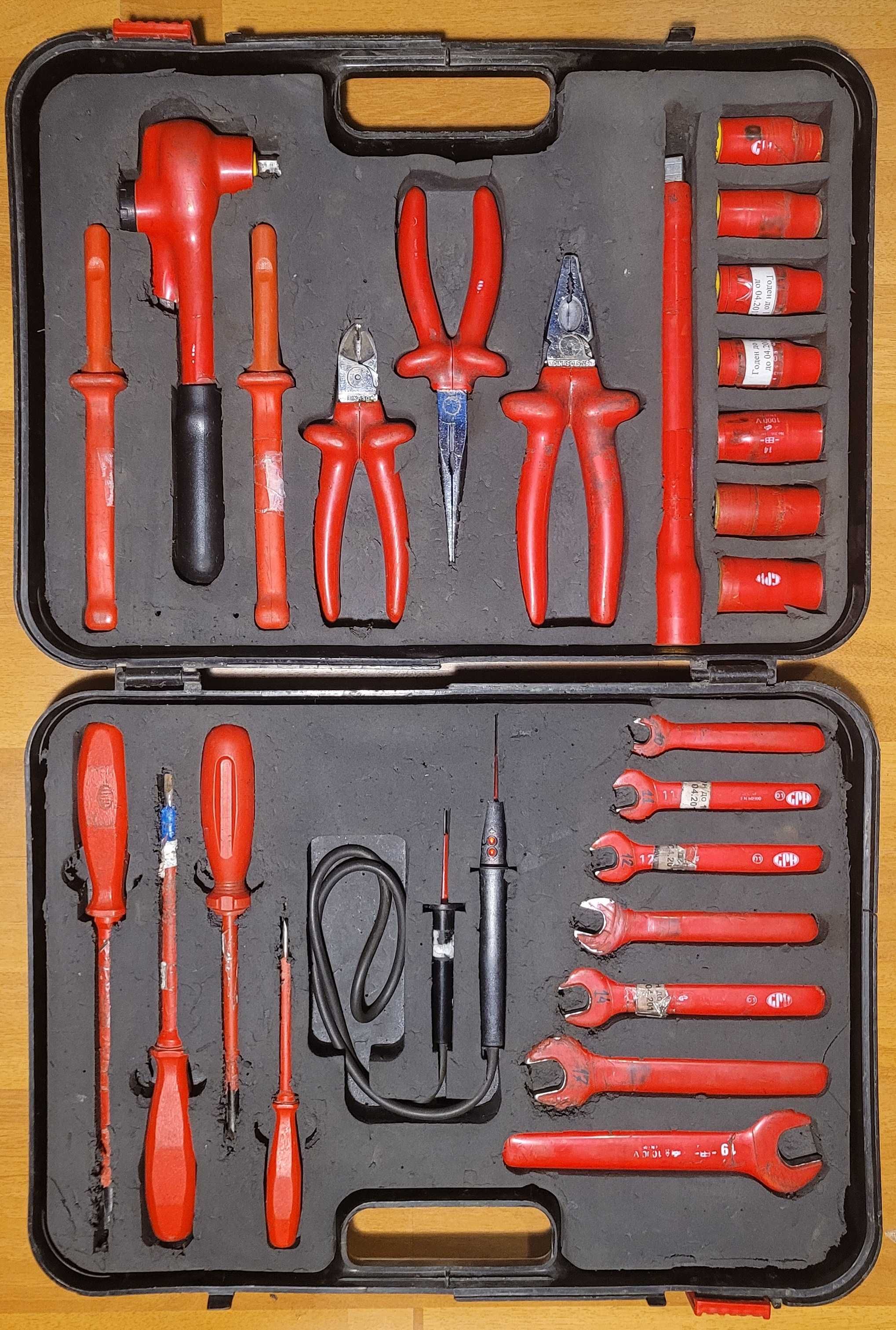 набір ізольованих інструментів Tool Case 1000 V 1/2", 26 pcs. VDE GS