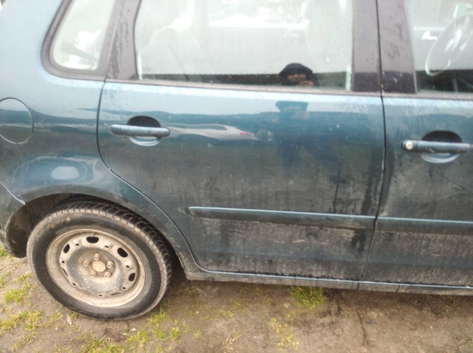 silnik 1.4tdi BAY skrzynia EWR sprzeglo rozrusznik  polo 9n  LC6X