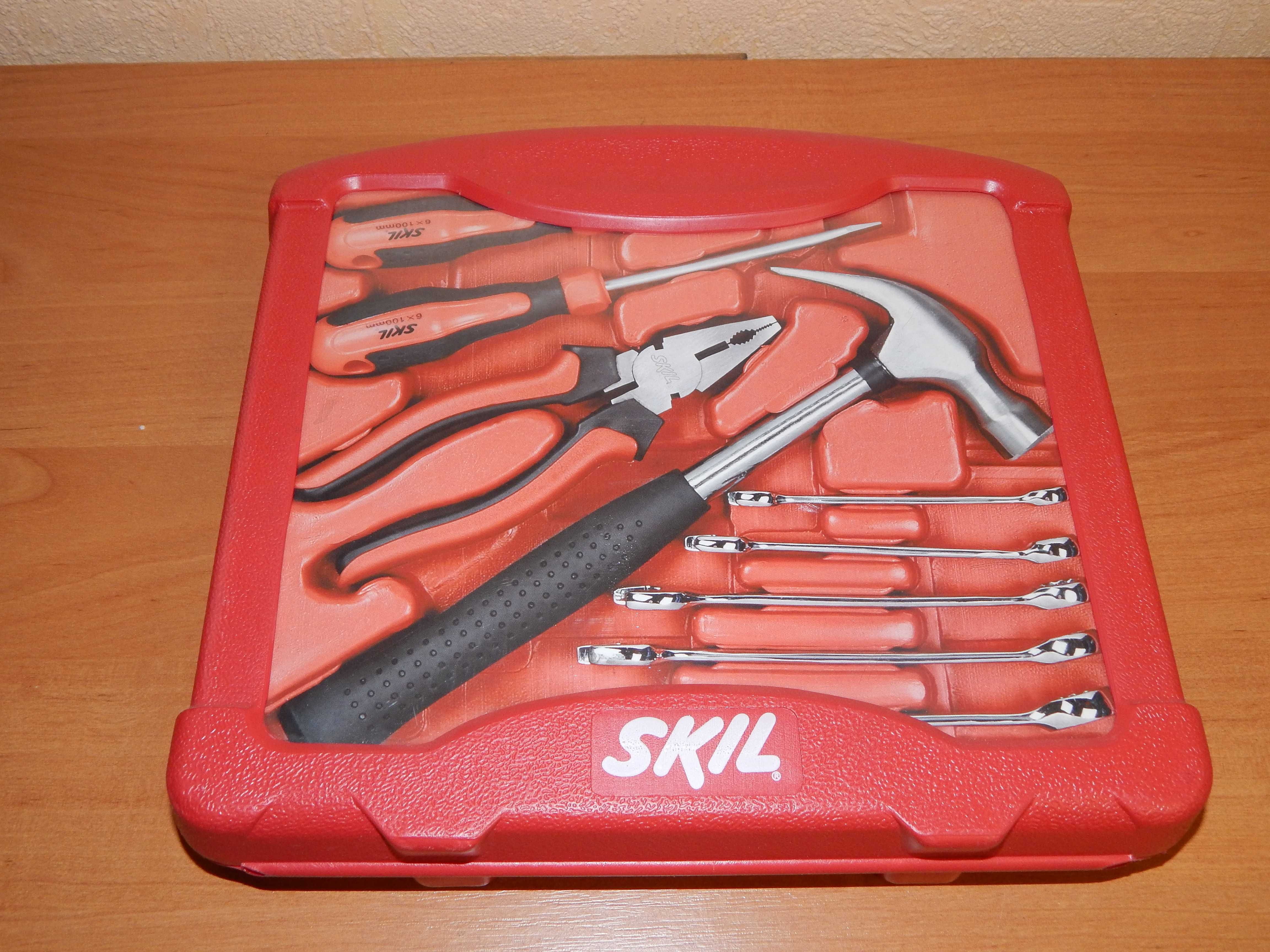 Набір інструментів подарунковий новий  SKIL