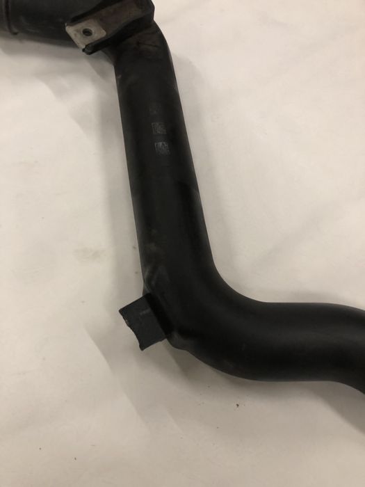 Патрубок іетеркулера Форд Ескейп 2.0