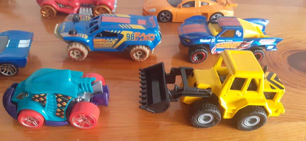 Autka hotwheels Nowe