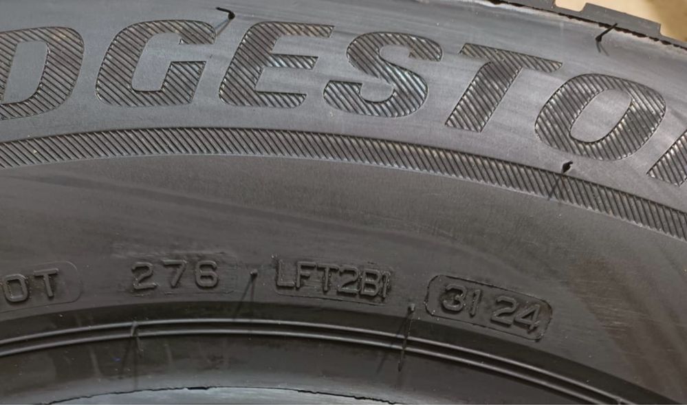 2x 215/65r17 Bridgestone Blizzak LM001 99H MO 2024