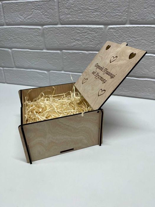 Подарункова коробка, коробка для подарунків, упаковка на замовлення
