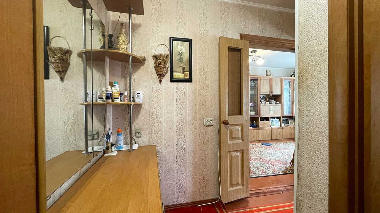 Продажа квартиры на Мореходной. Заходи и живи! Третий этаж