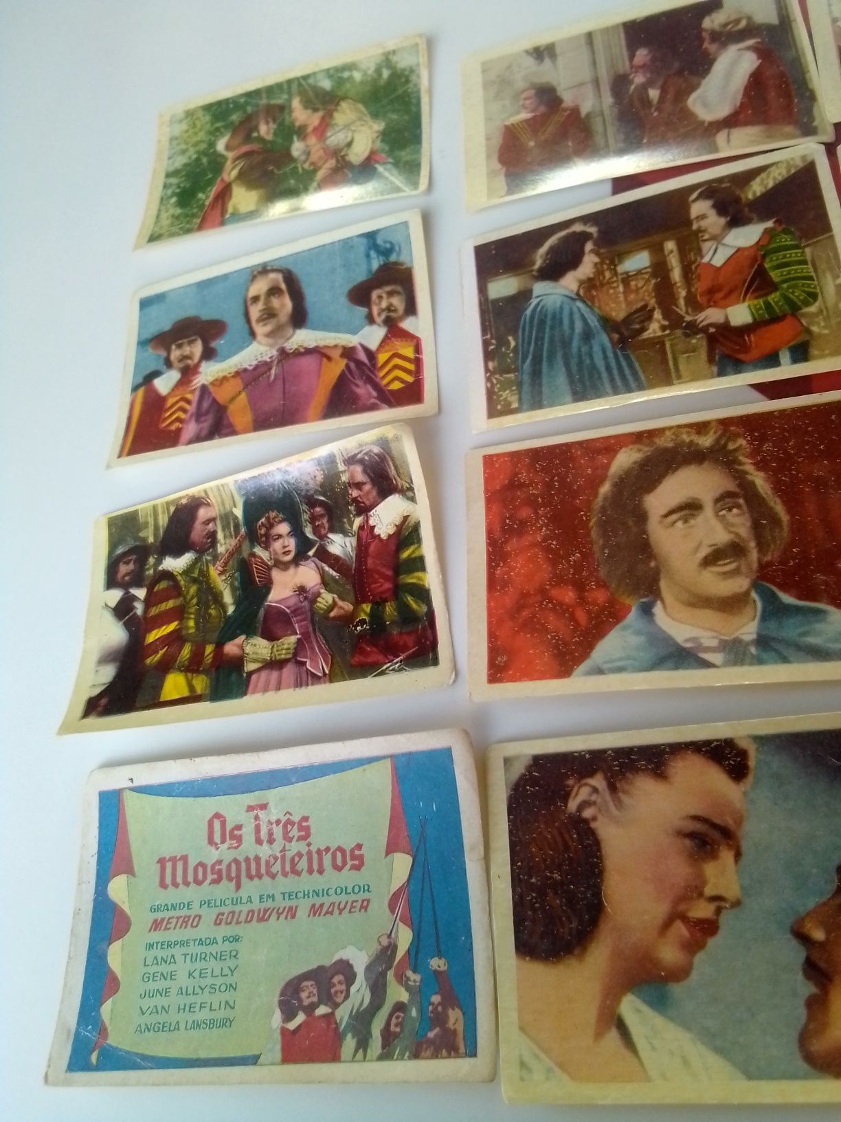 Cromos antigos dos 3 mosqueteiros cada 1€