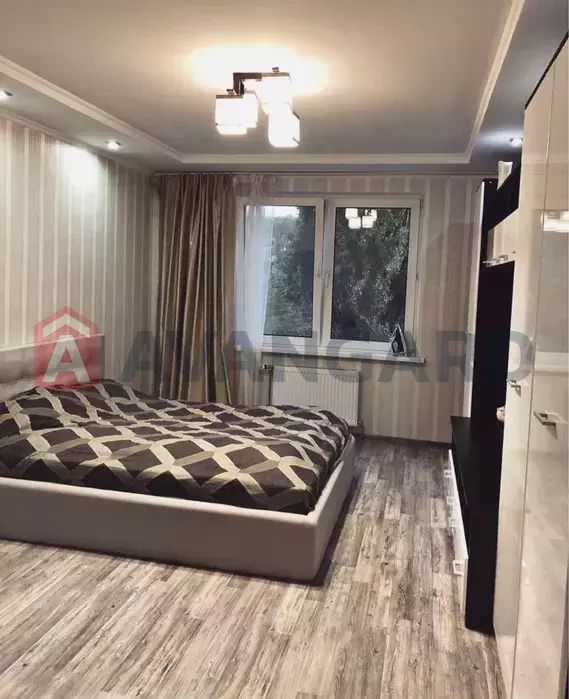 Продаж 2 - кім квартири Солом'янський район