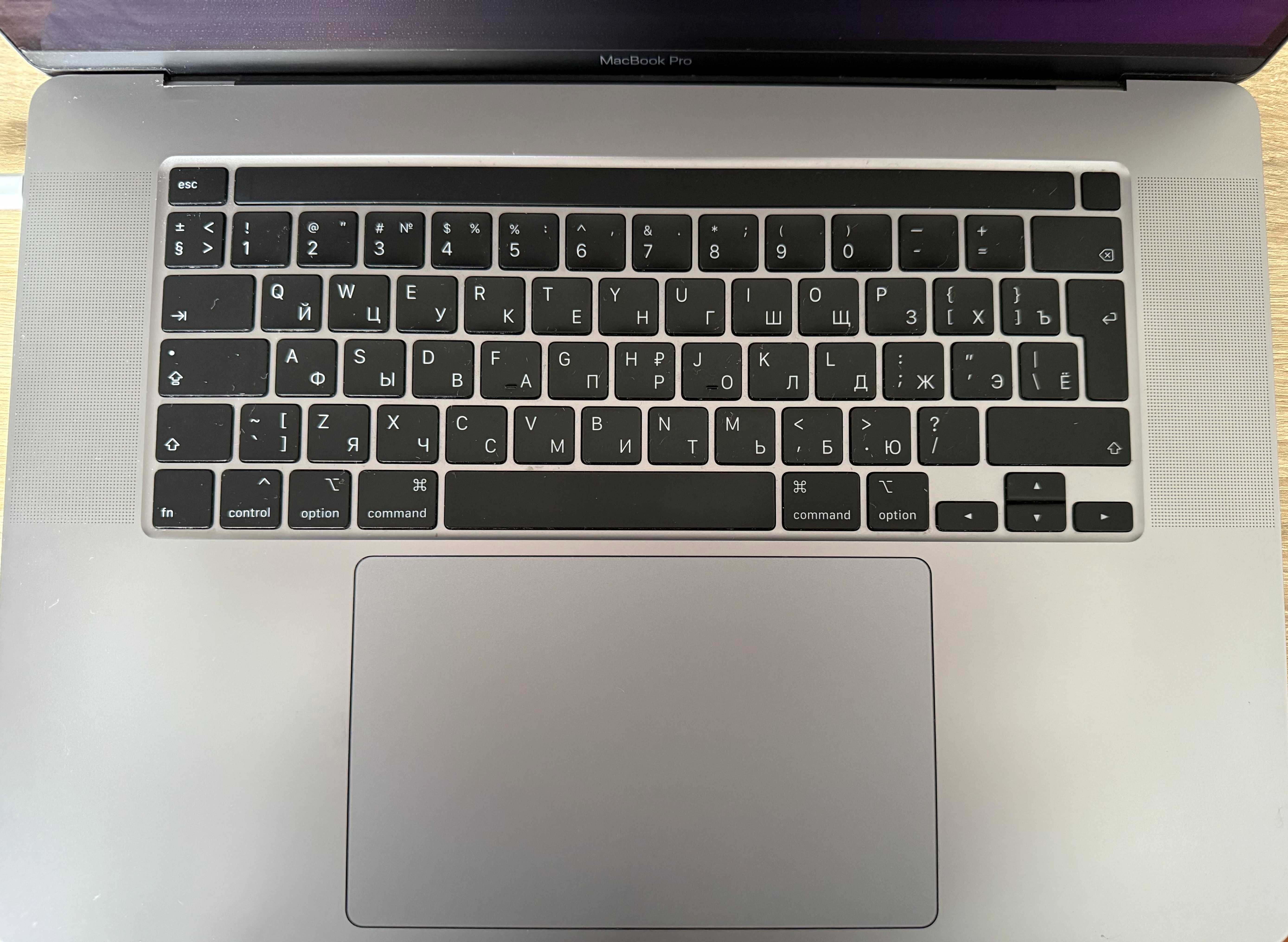 MacBook Pro 16″/ 16 GB  (Space Gray)