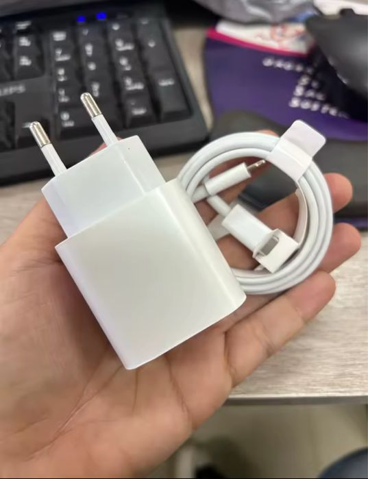 Швидкісна зарядка для iPhone 20w (адаптер + кабель) | Нова