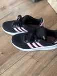 Sprzedam buty adidas