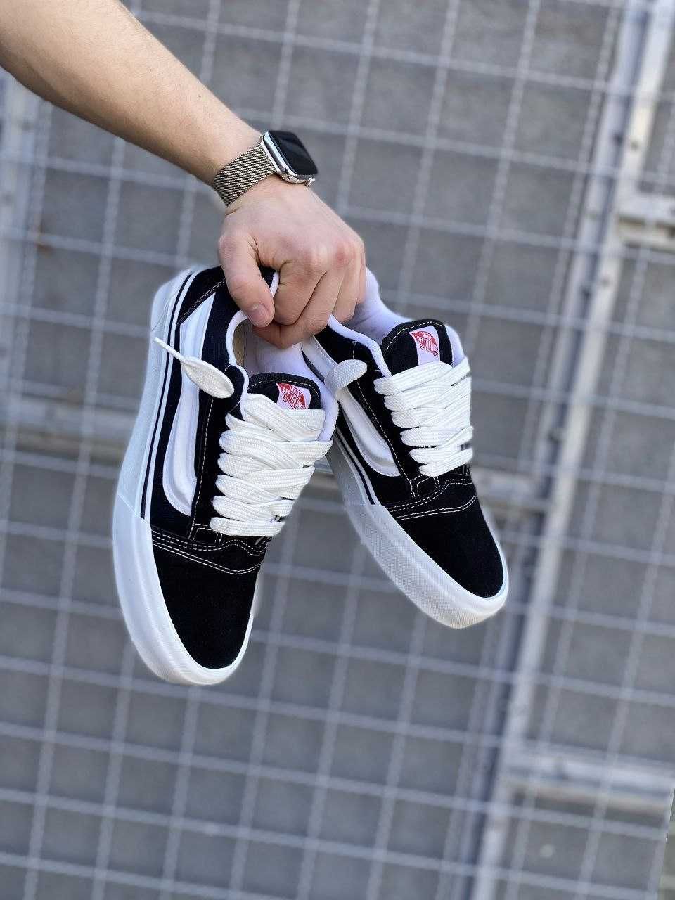 Vans KNU school Black&white