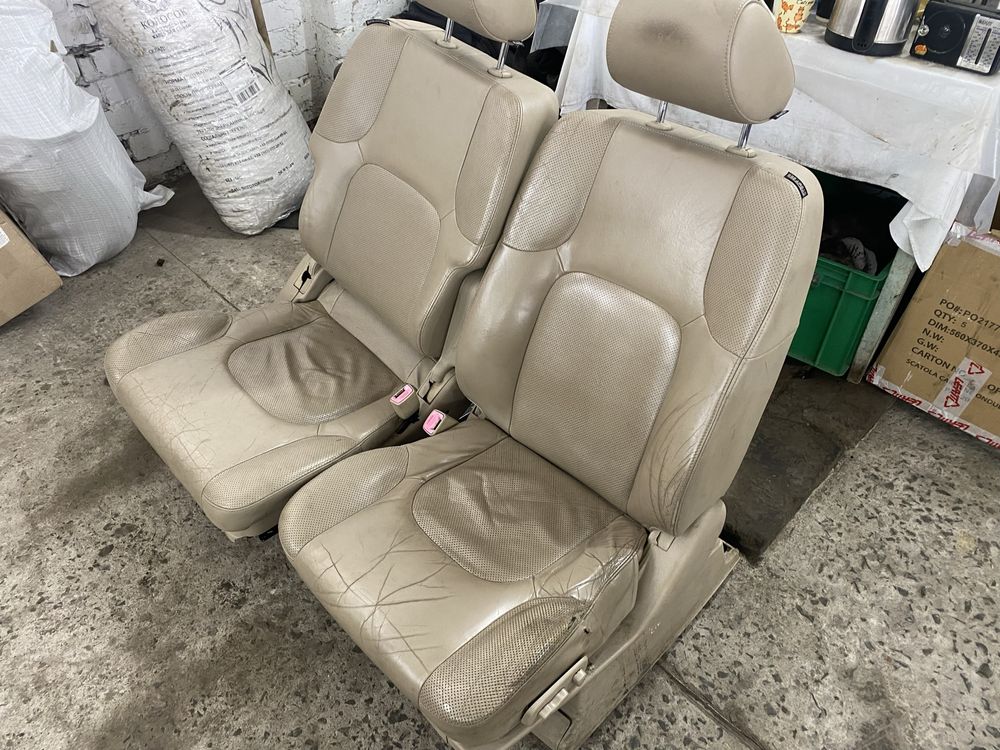 Сидіння, крісла, автосидіння шкіра Nissan Navara D40 Pathfinder R51