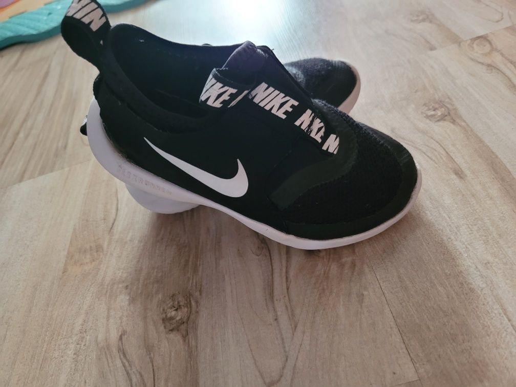 Buciki Nike flex runner rozmiar 27