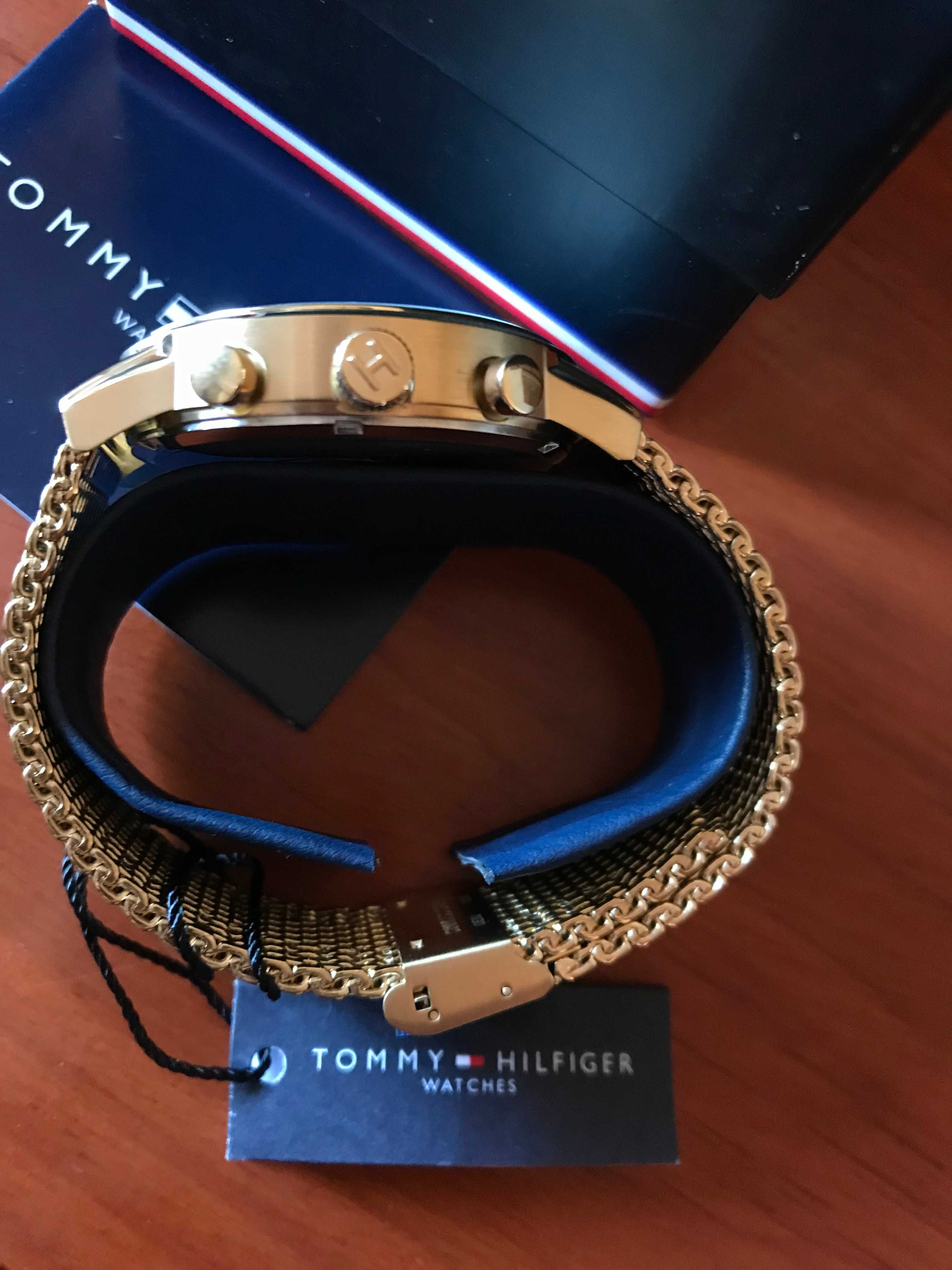 Relógio Tommy Hilfiger Dourado & Branco