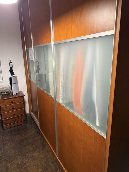 Roupeiro grande usado