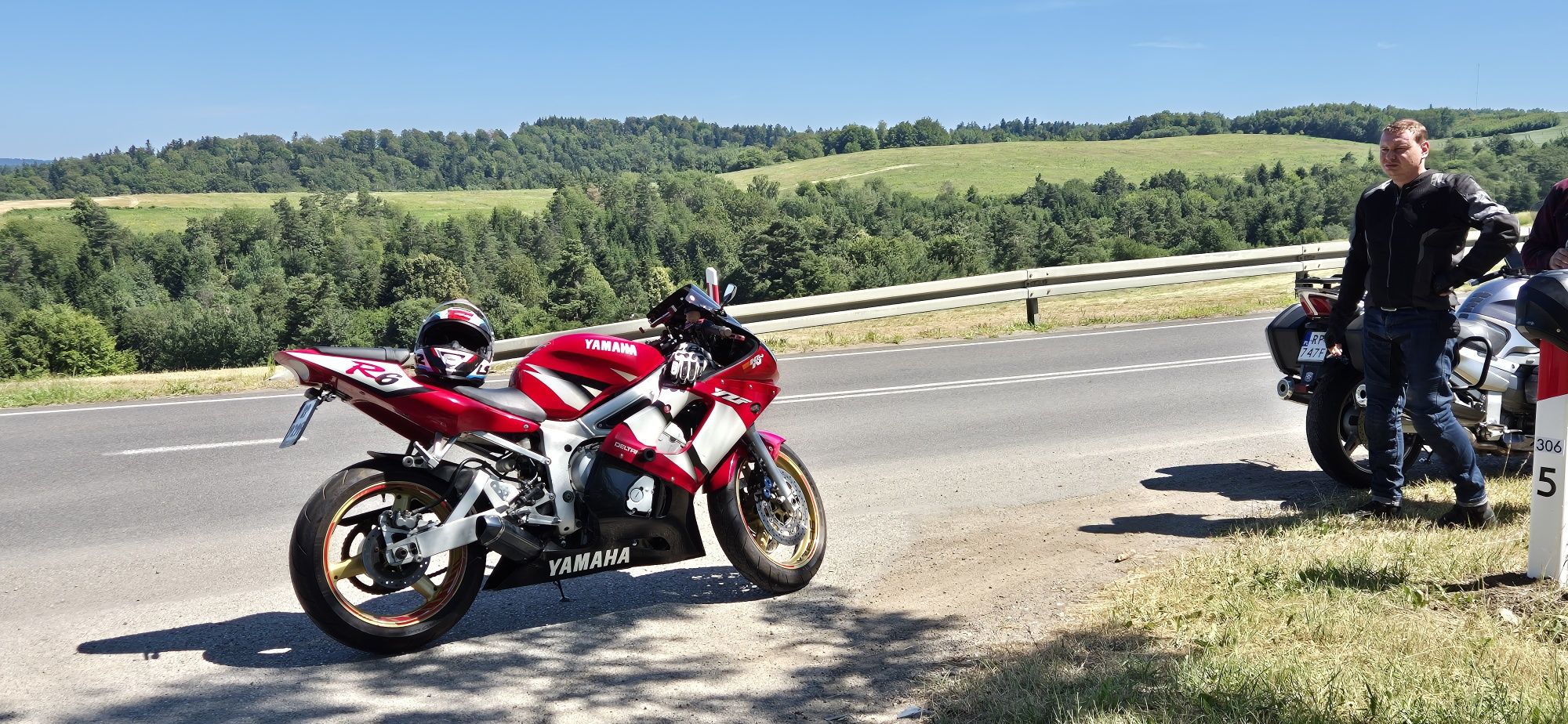 Yamaha r6 rok 2003