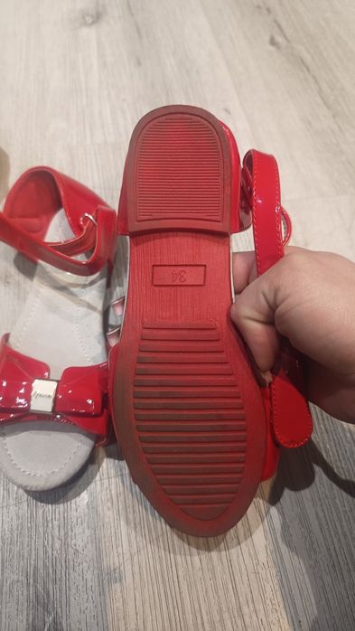 Lakierki dziewczęce 34