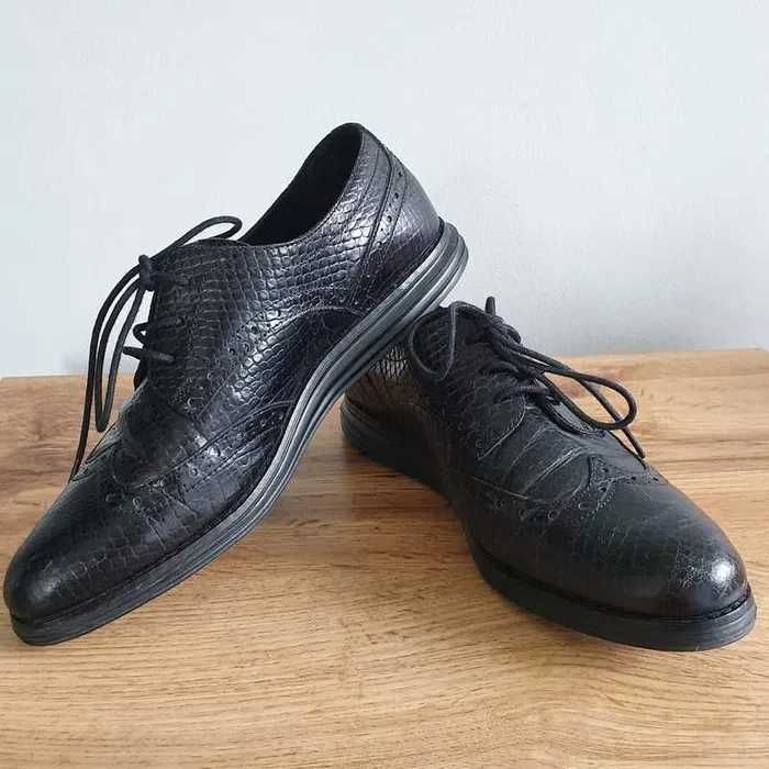 COLE HAAN skórzane półbuty typu oxford 39