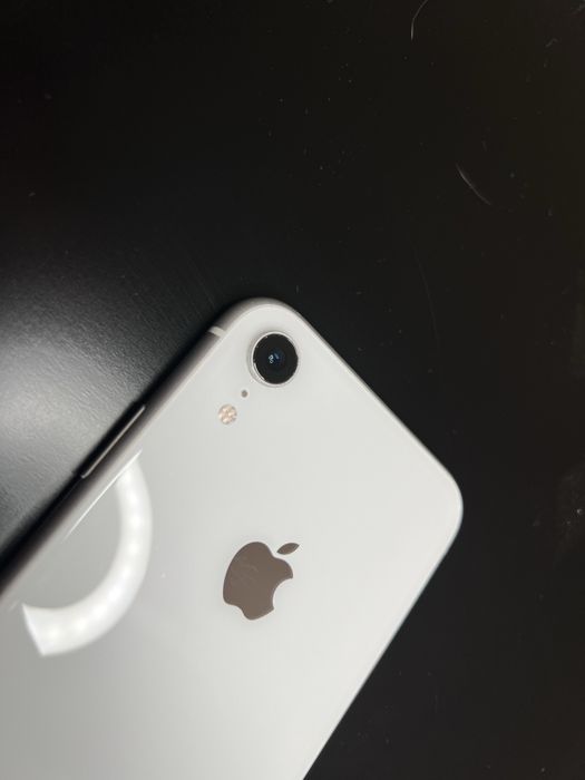 iPhone XR 64gb Desbloqueado