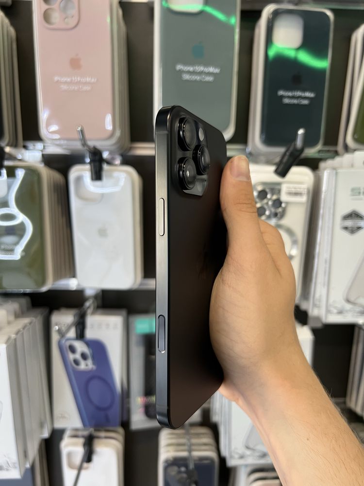 iPhone 16 Pro Max 256GB Blаck Titanium Unlock Від Магазину