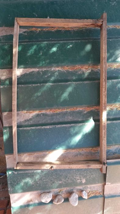 Продам рамки для вуликів Дадан чи Рута, були у використані. Самовивіз.