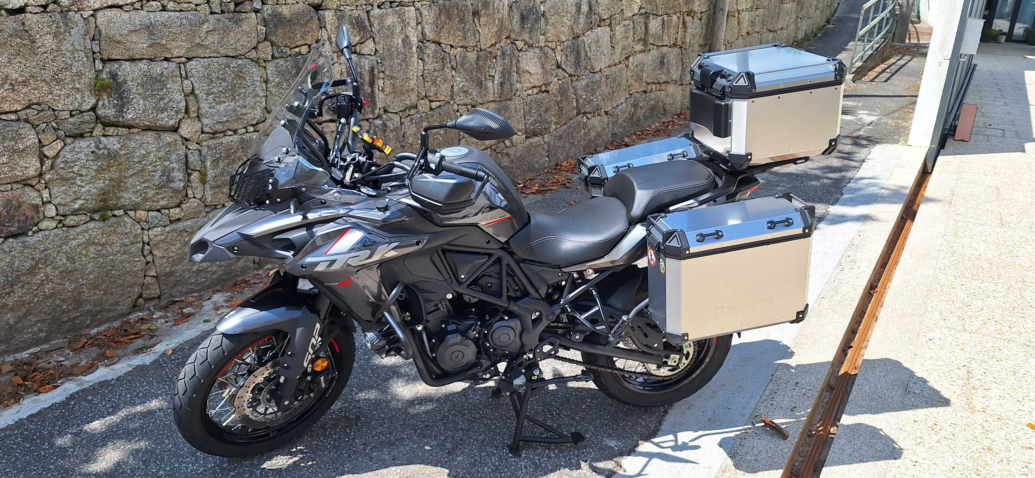 Benelli TRK 502X