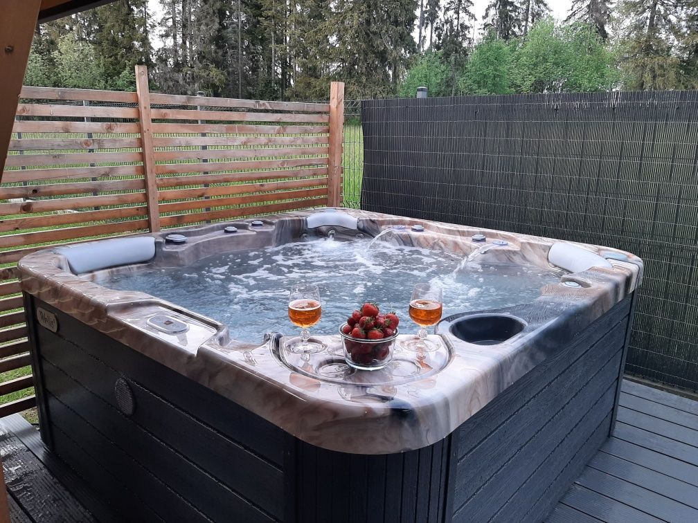 Domki Malcykówka w Zębie z Jacuzzi