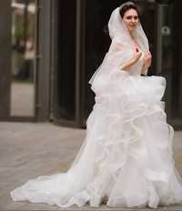 АКЦІЯ!!! ТІЛЬКИ НА ЦЬОМУ ТИЖНІ!!!Продам весільну сукню