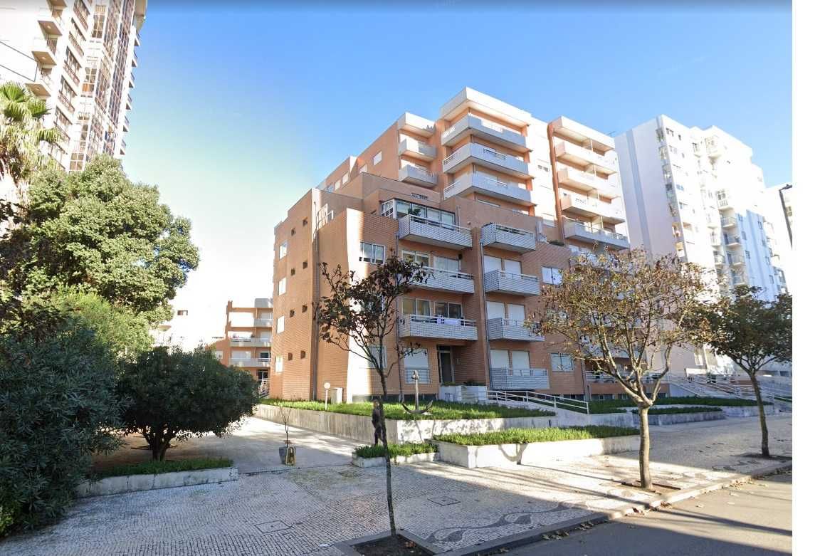 Arredamento T2+1 Mobilado - Av vasco da Gama